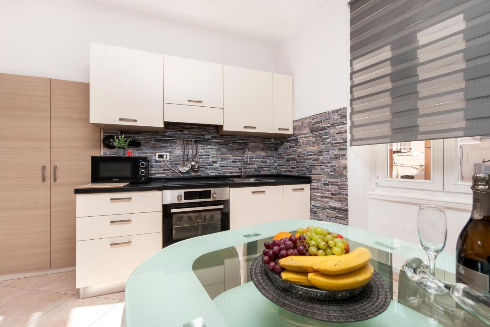 Apartment Rogic ロヴィニ エクステリア 写真